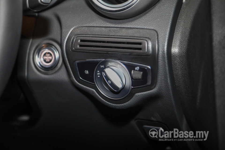 Mercedes-Benz GLC X253 Facelift (2019) Interior