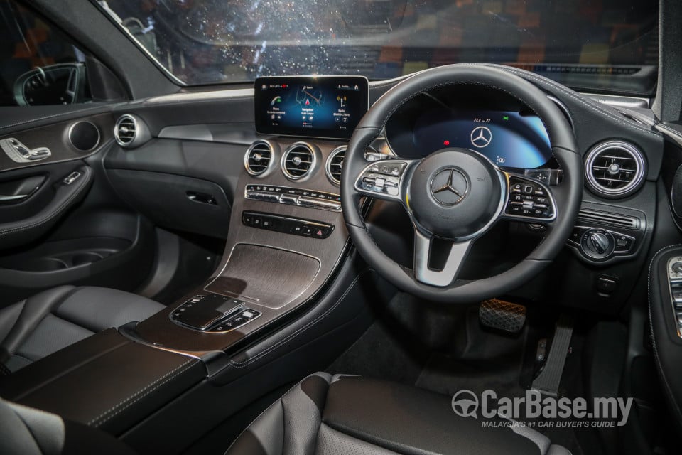 Mercedes-Benz GLC X253 Facelift (2019) Interior