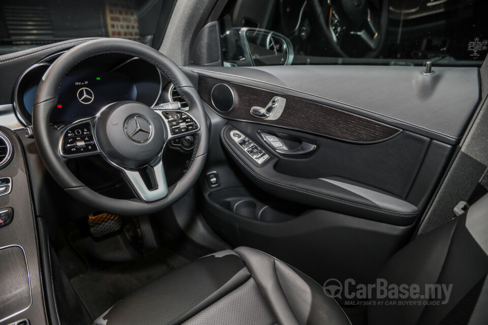 BMW i4 G26 (2022) Interior