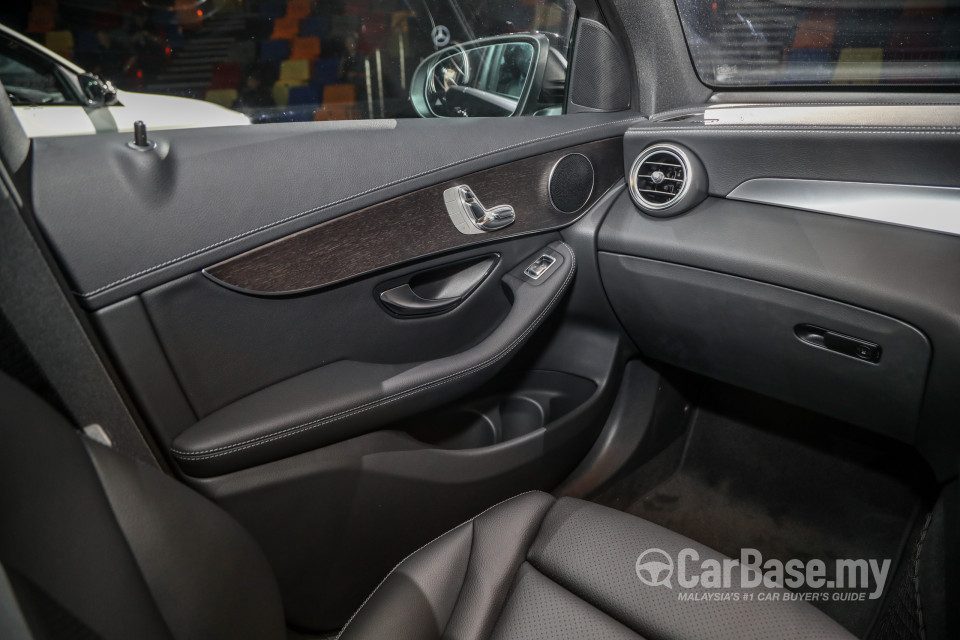 Mercedes-Benz GLC X253 Facelift (2019) Interior