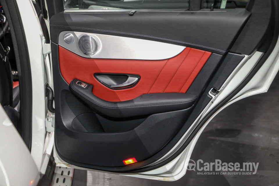 Mercedes-Benz GLC X253 Facelift (2019) Interior