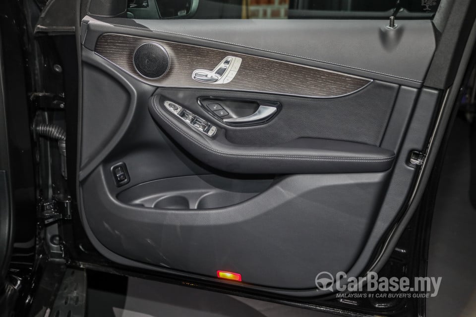 Mercedes-Benz GLC X253 Facelift (2019) Interior