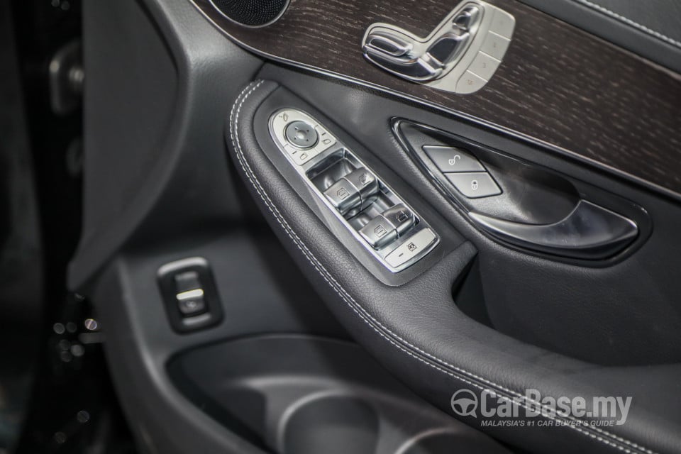 Mercedes-Benz GLC X253 Facelift (2019) Interior