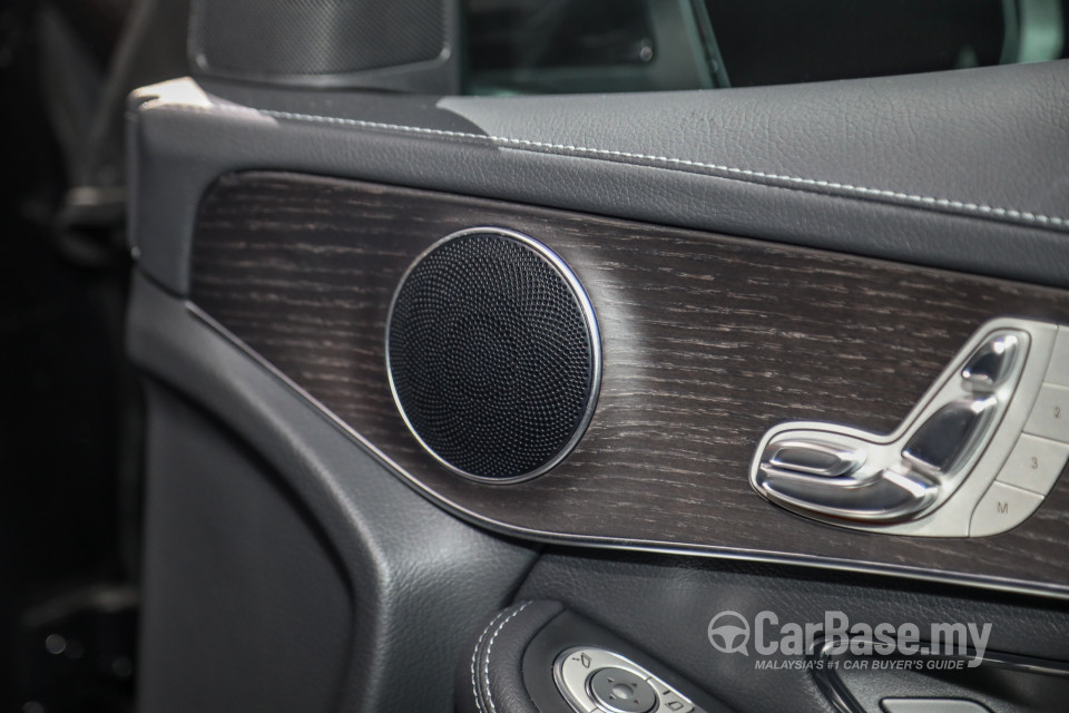 Mercedes-Benz GLC X253 Facelift (2019) Interior