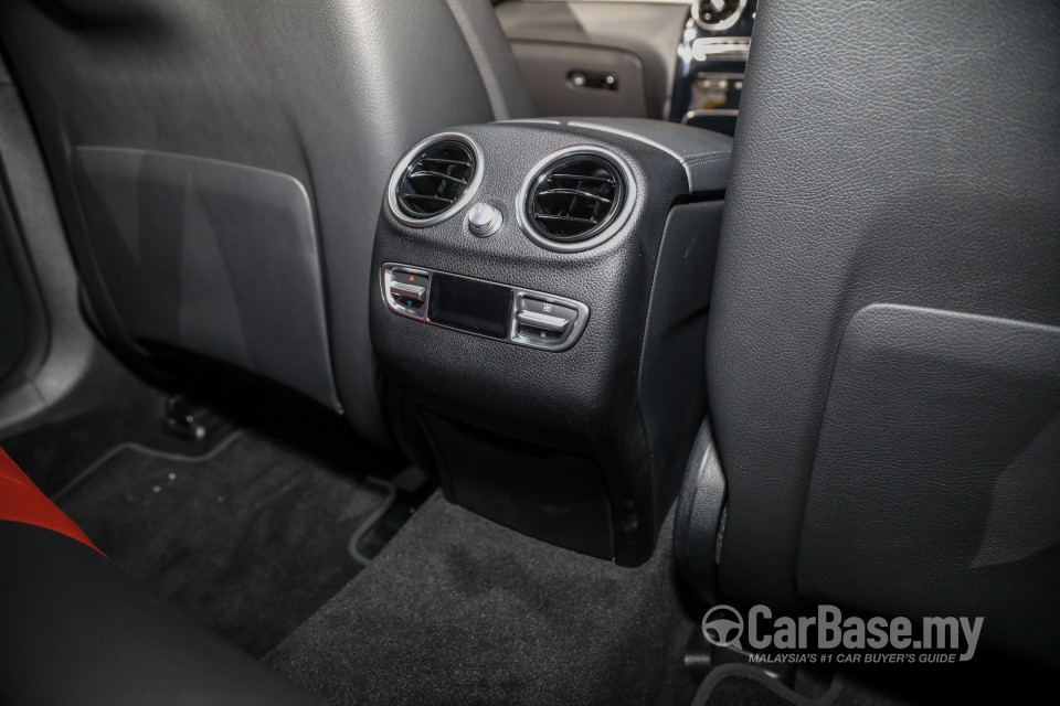 Mercedes-Benz GLC X253 Facelift (2019) Interior