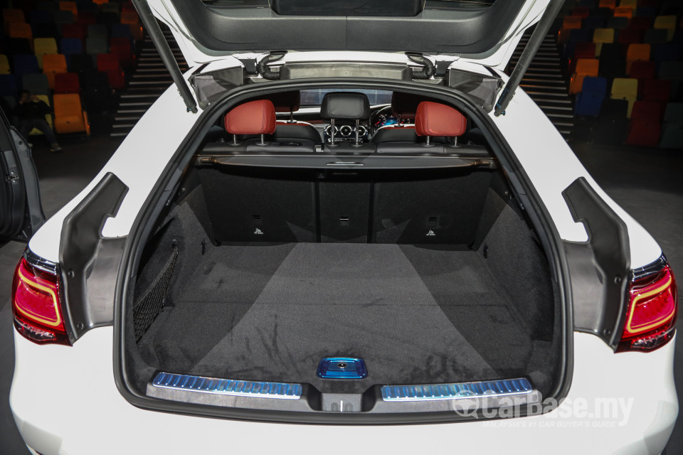 Mercedes-Benz GLC X253 Facelift (2019) Interior