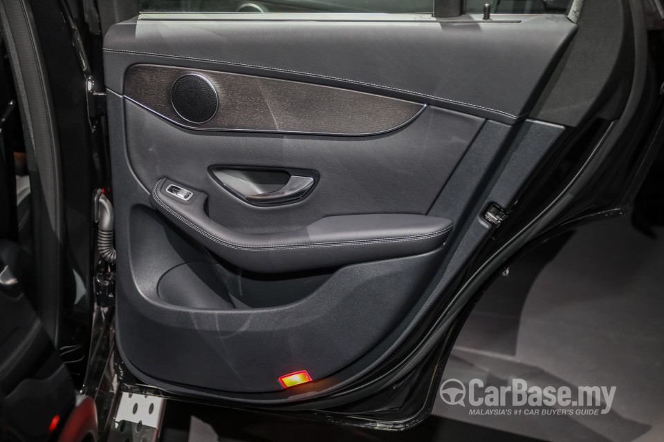 Mercedes-Benz GLC X253 Facelift (2019) Interior