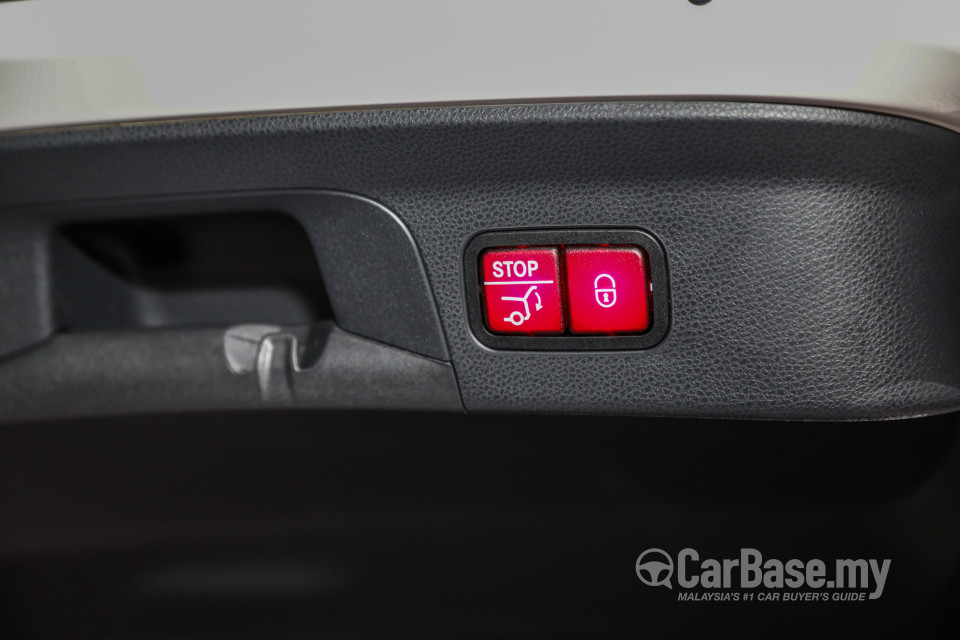 Mercedes-Benz GLC X253 Facelift (2019) Interior