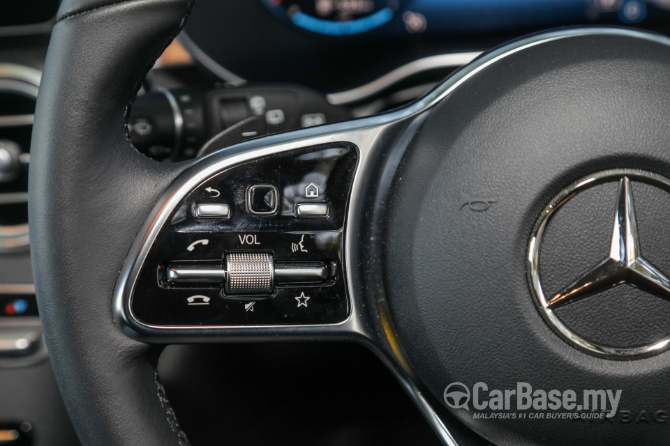 Mercedes-Benz GLC X253 Facelift (2019) Interior