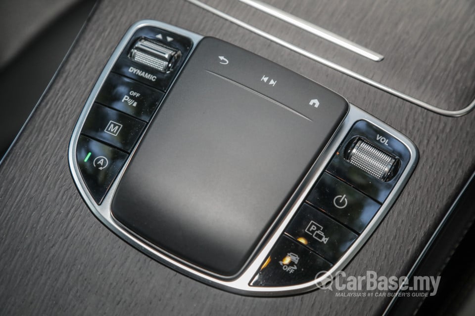 Mercedes-Benz GLC X253 Facelift (2019) Interior