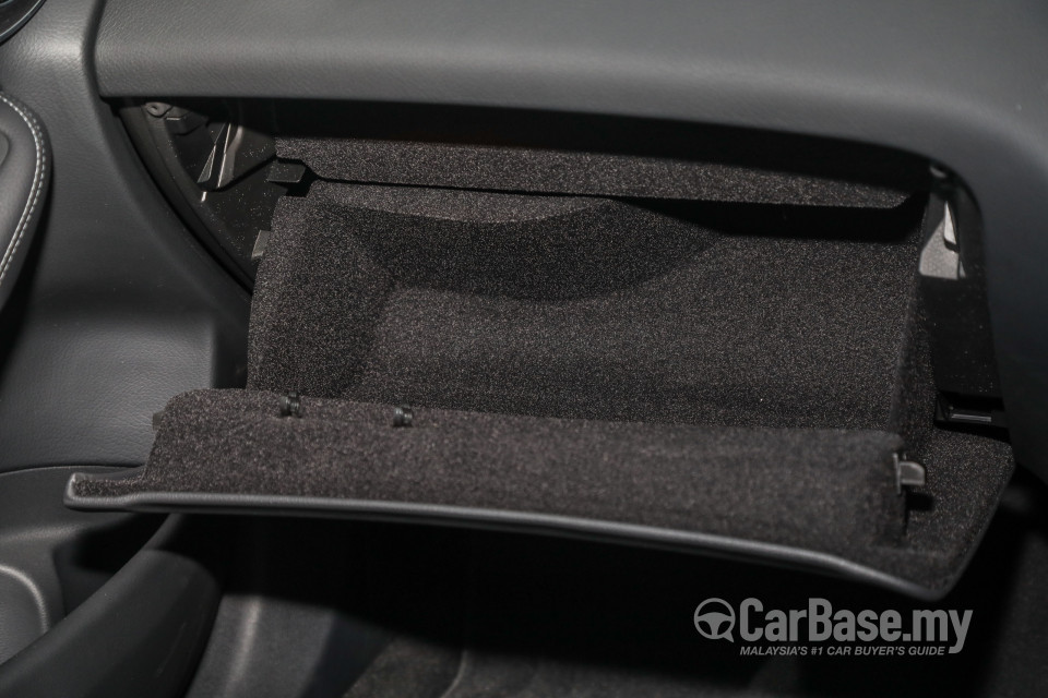 Mercedes-Benz GLC X253 Facelift (2019) Interior