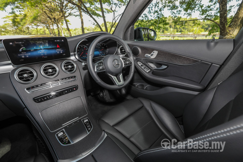 Mercedes-Benz GLC X253 Facelift (2019) Interior