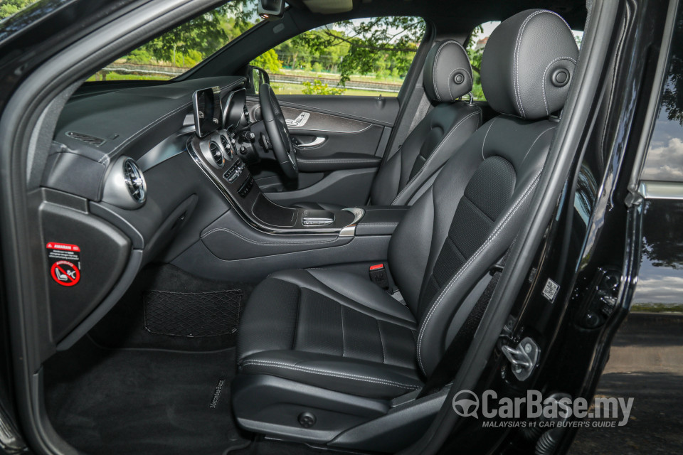 Mercedes-Benz GLC X253 Facelift (2019) Interior