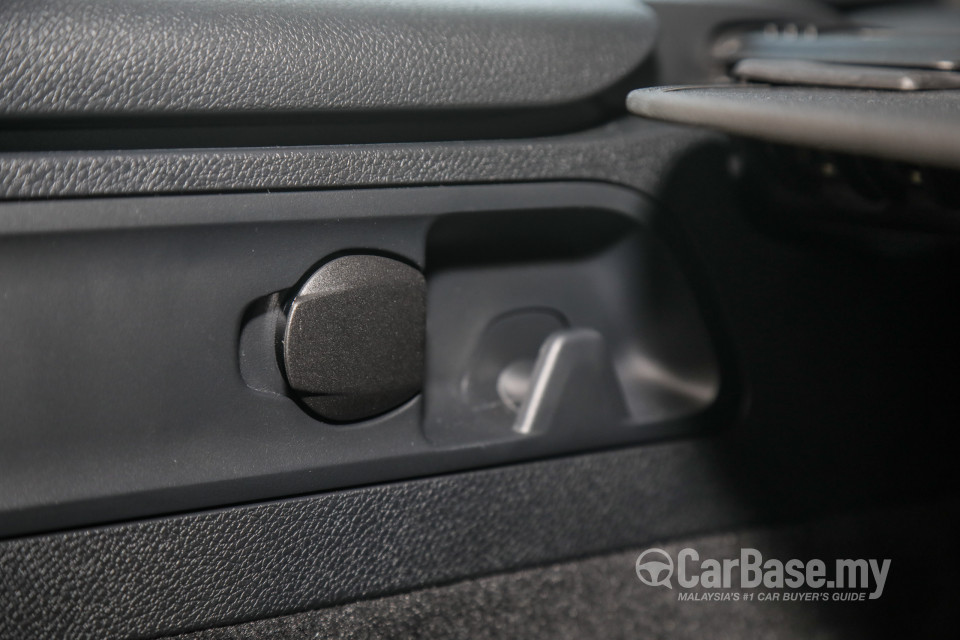 Mercedes-Benz GLC X253 Facelift (2019) Interior