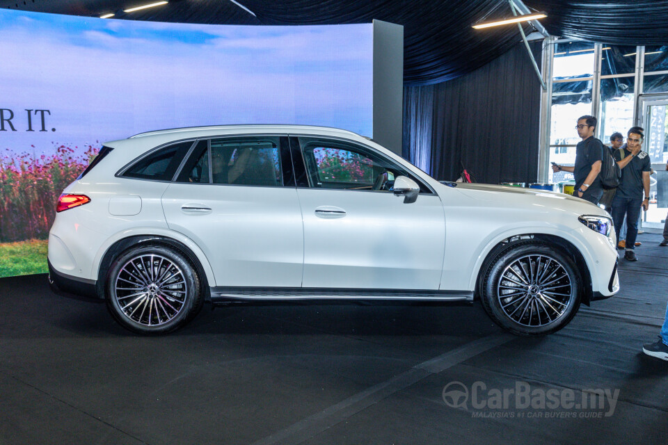 Mercedes-Benz GLC X254 (2023) Exterior