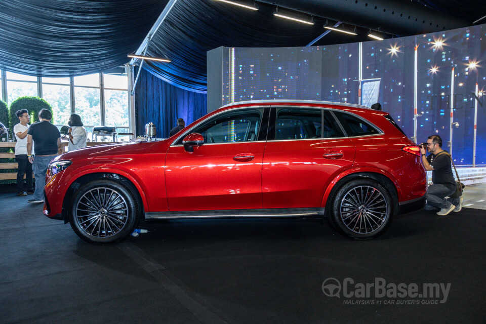 Mercedes-Benz GLC X254 (2023) Exterior