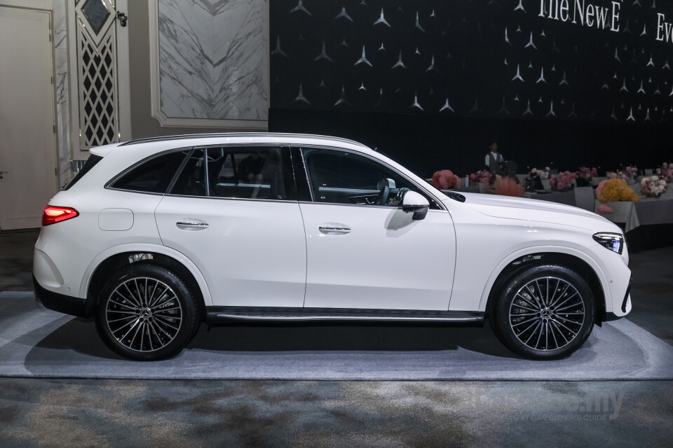 Mercedes-Benz GLC X254 (2023) Exterior
