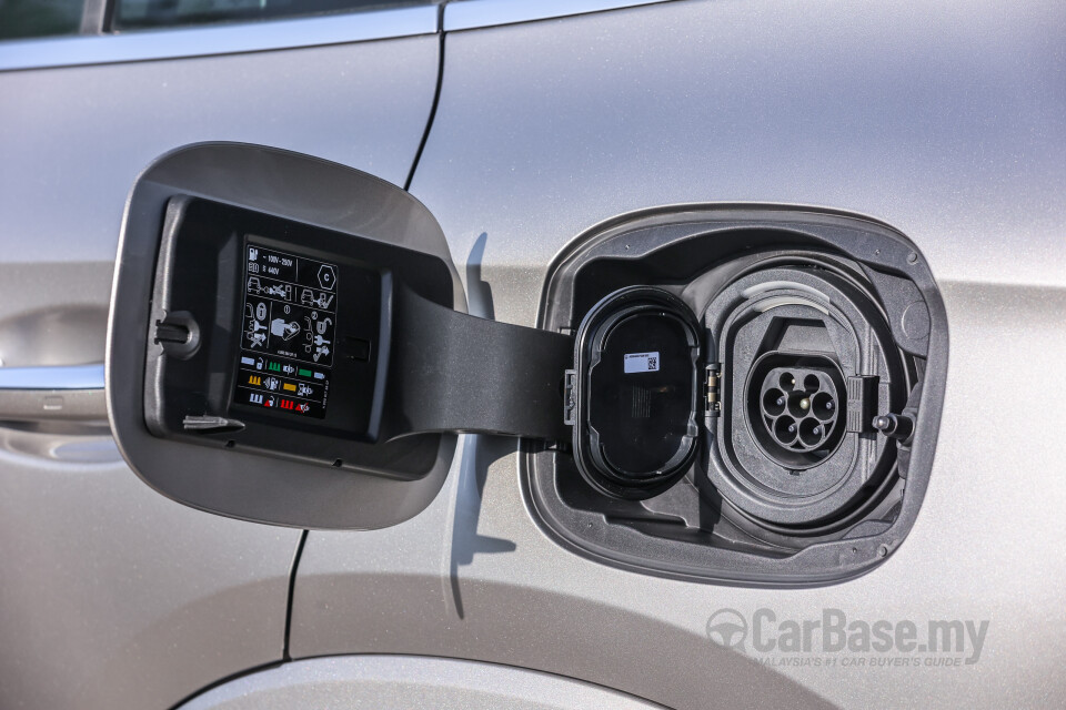 Mercedes-Benz GLC X254 (2023) Exterior