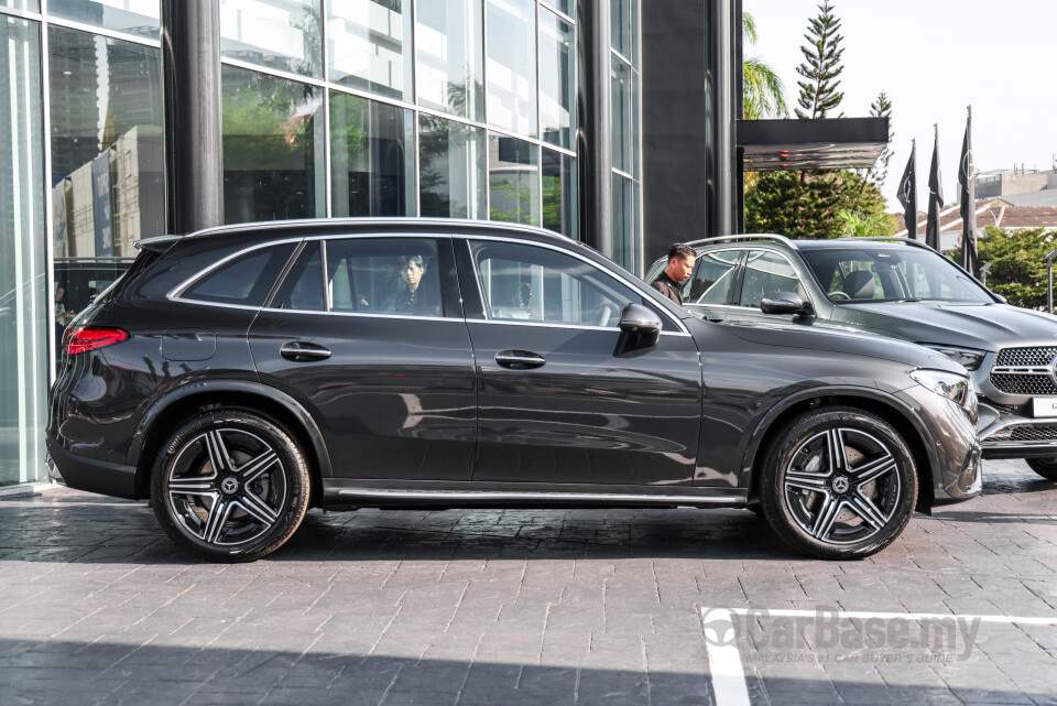 Mercedes-Benz GLC X254 (2023) Exterior