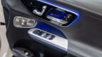 Mercedes-Benz GLC Interior photo