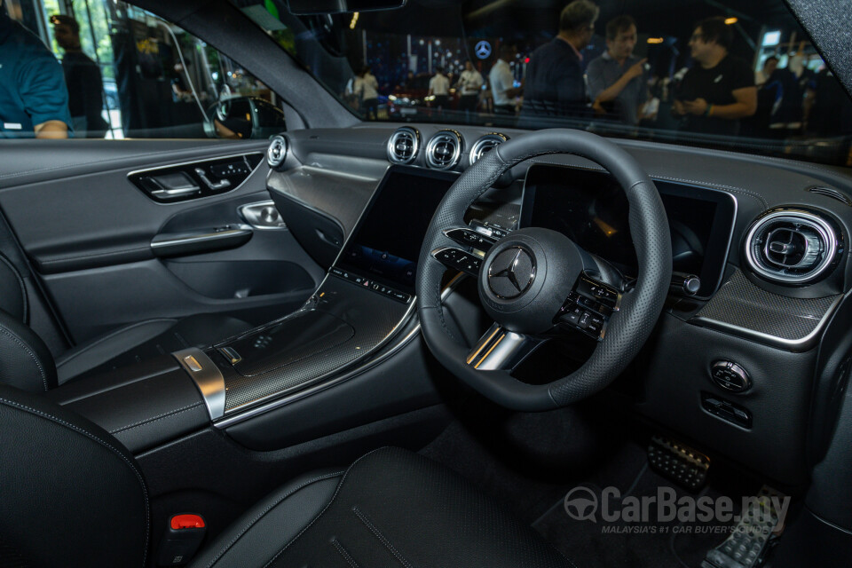 Mercedes-Benz GLC X254 (2023) Interior