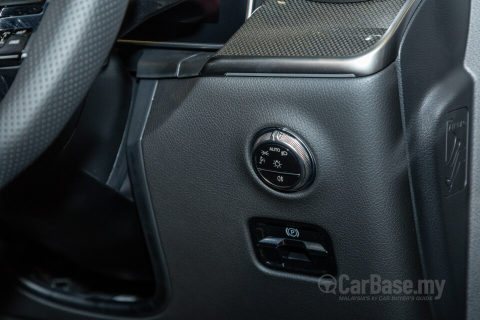 Mercedes-Benz GLC X254 (2023) Interior