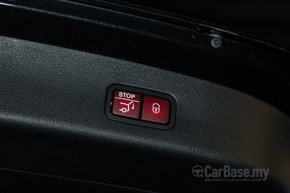 Mercedes-Benz GLC X254 (2023) Interior