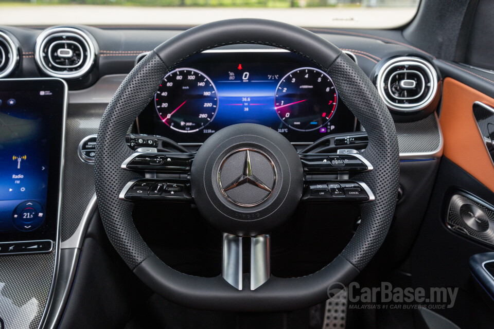 Mercedes-Benz GLC X254 (2023) Interior