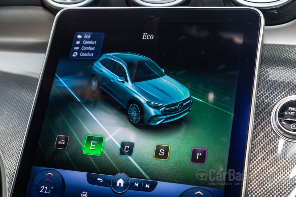 Mercedes-Benz GLC X254 (2023) Interior