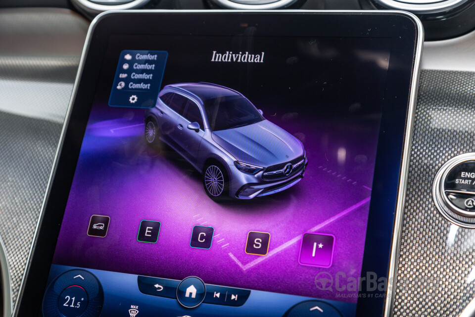 Mercedes-Benz GLC X254 (2023) Interior