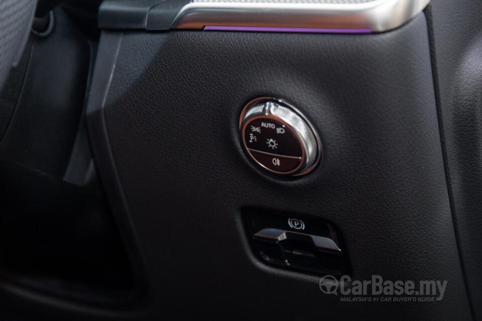 Mercedes-Benz GLC X254 (2023) Interior