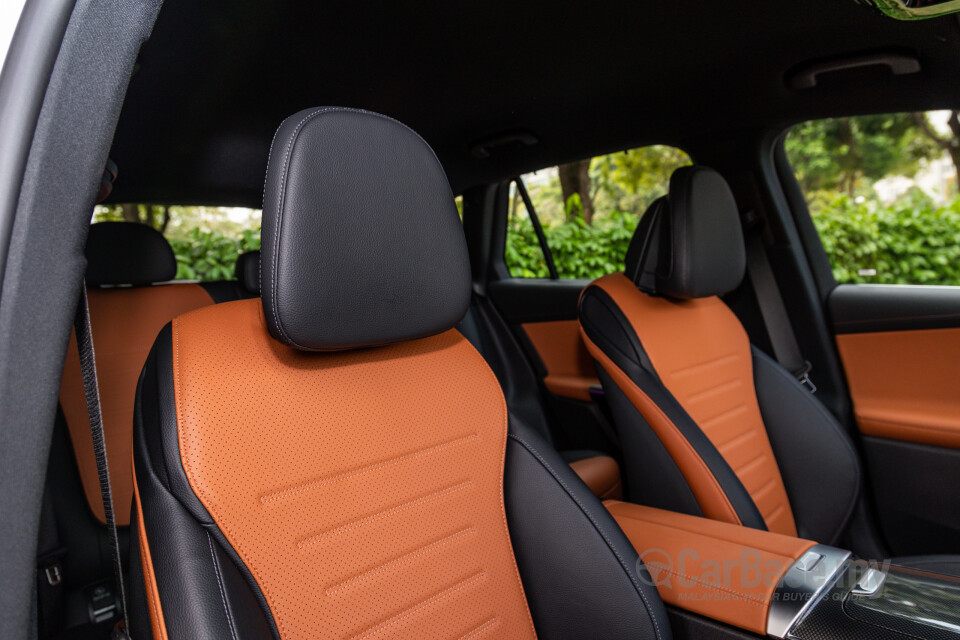 Mercedes-Benz GLC X254 (2023) Interior