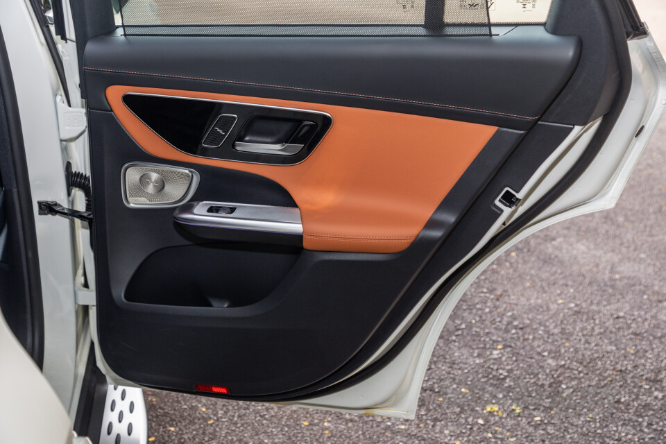 Mercedes-Benz GLC X254 (2023) Interior