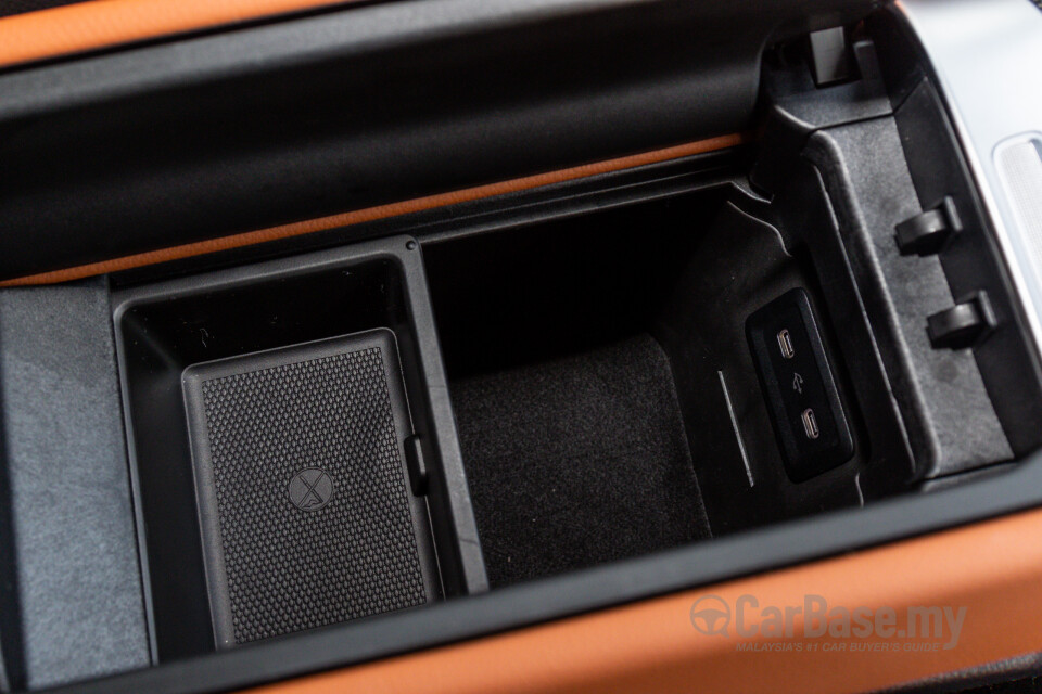 Mercedes-Benz GLC X254 (2023) Interior