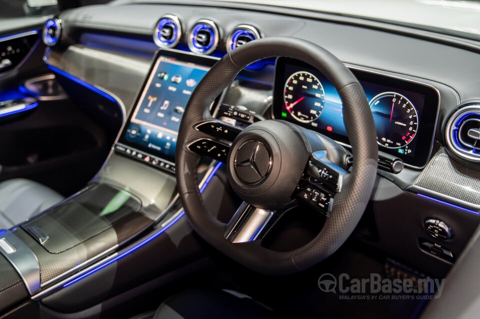 Mercedes-Benz GLC X254 (2023) Interior