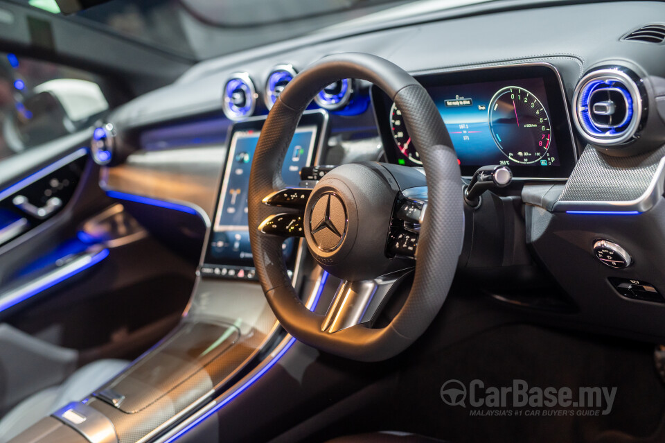 Mercedes-Benz GLC X254 (2023) Interior