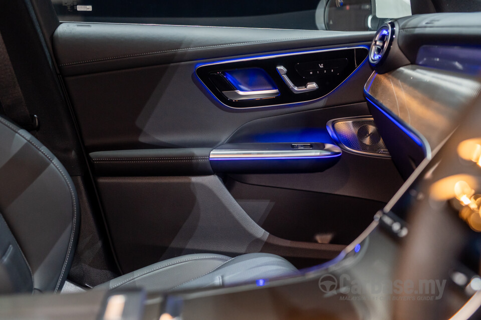 Mercedes-Benz GLC X254 (2023) Interior