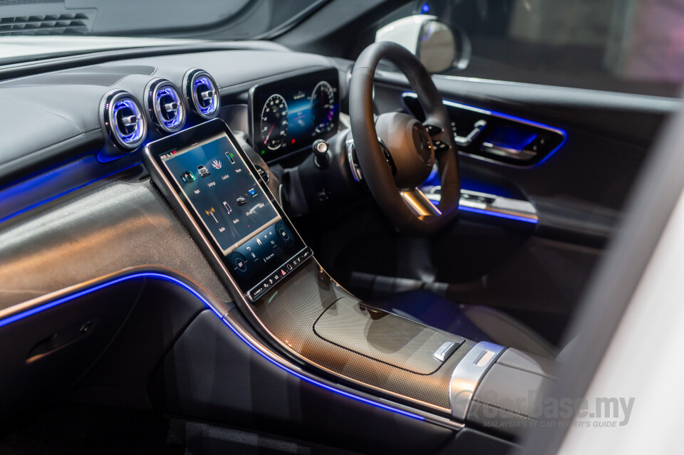 Mercedes-Benz GLC X254 (2023) Interior