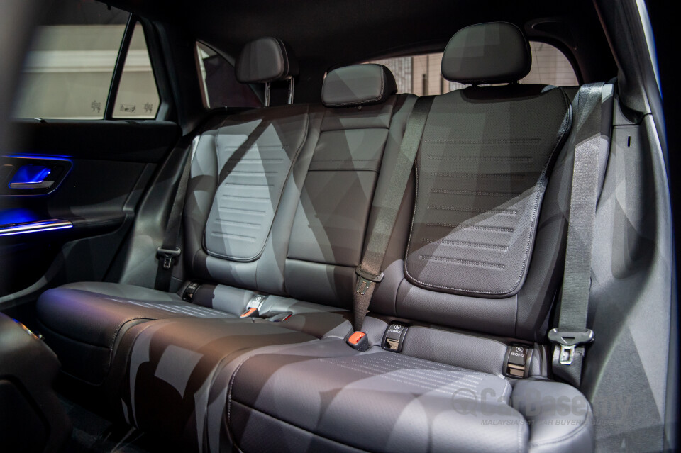 Mercedes-Benz GLC X254 (2023) Interior