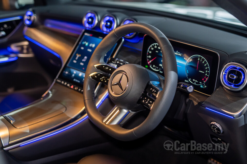 Mercedes-Benz GLC X254 (2023) Interior