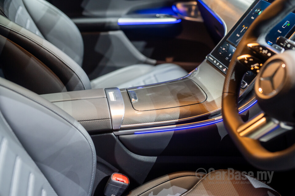 Mercedes-Benz GLC X254 (2023) Interior
