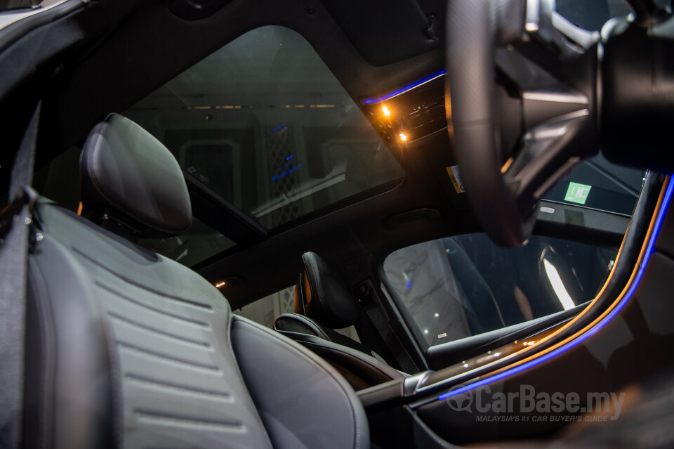 Mercedes-Benz GLC X254 (2023) Interior