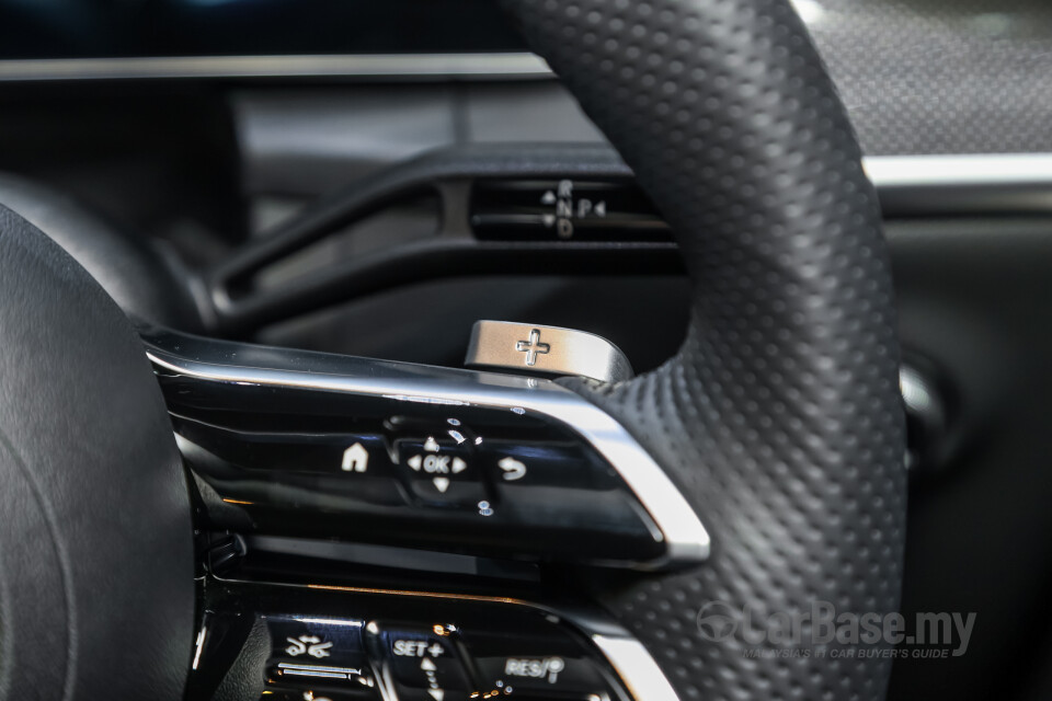 Mercedes-Benz GLC X254 (2023) Interior