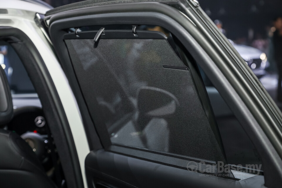 Mercedes-Benz GLC X254 (2023) Interior