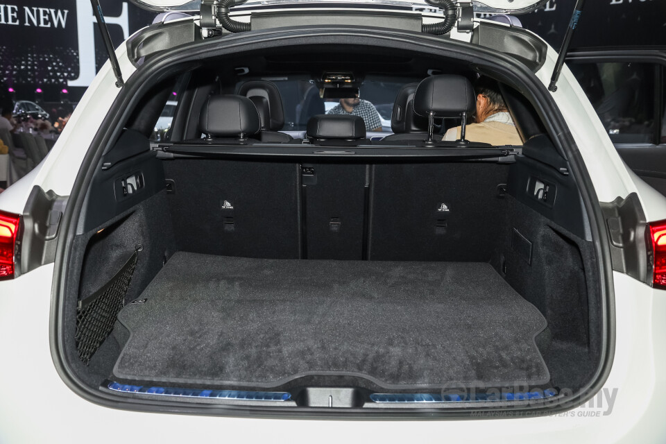 Mercedes-Benz GLC X254 (2023) Interior