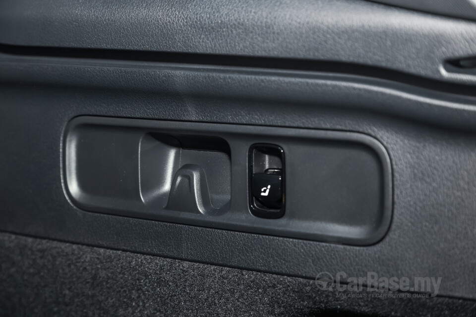 Mercedes-Benz GLC X254 (2023) Interior