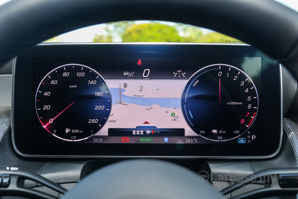 Mercedes-Benz GLC X254 (2023) Interior