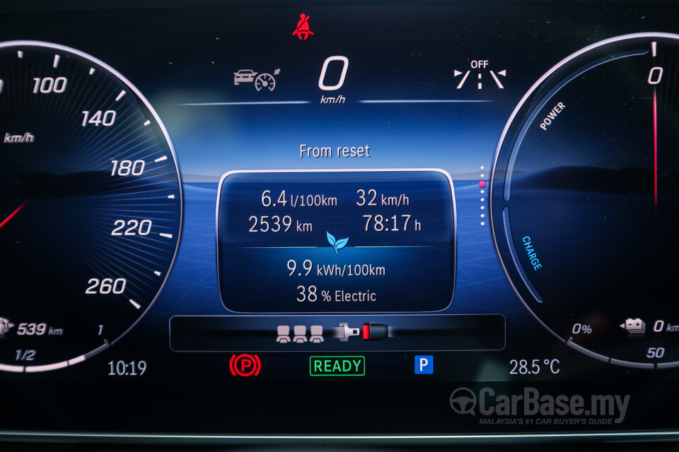 Mercedes-Benz GLC X254 (2023) Interior