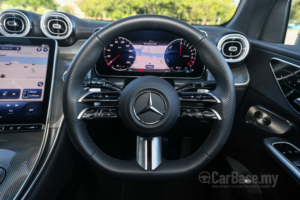 Mercedes-Benz GLC X254 (2023) Interior