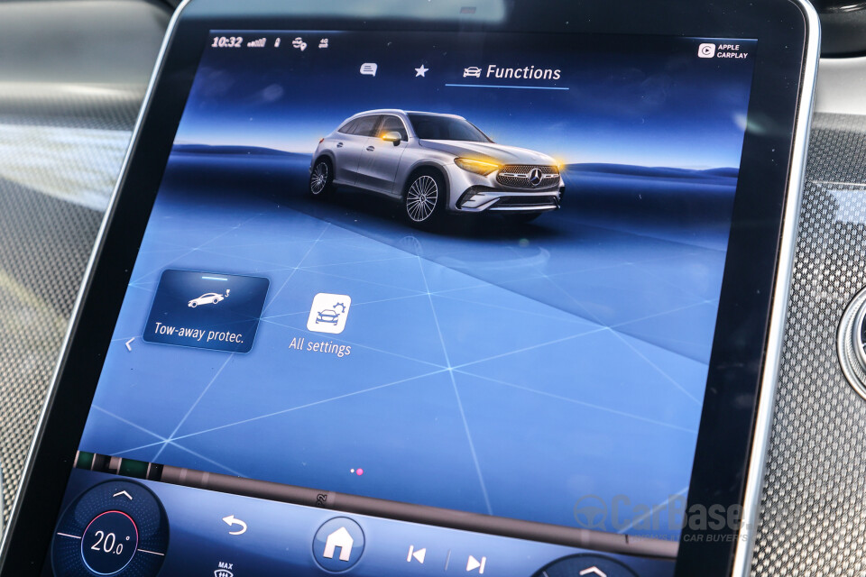 Mercedes-Benz GLC X254 (2023) Interior
